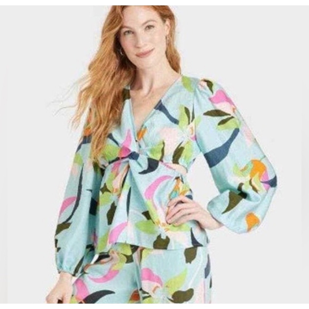 A‎ New Day Women Blue Tropical Twist Front Cut Out Puff Sleeve Linen Blouse Top